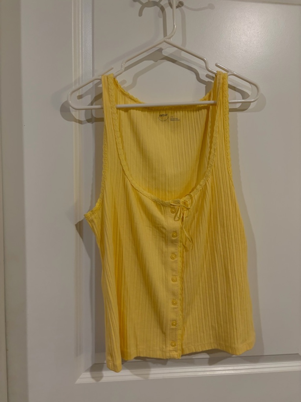 Aerie Yellow Ribbed Button Front Tank Top – Size Large